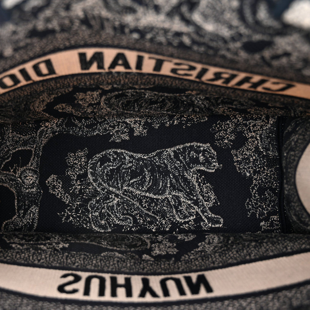 ディオール キャンバス 刺繍 ミディアム ディオリヴィエラ トワル ド ジュイ ブックトート ブルー (代金引換)
