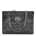 ディオール カーフスキン マクロカナージュ ダイヤモンド カロ ジップポーチ チェーン付き ブラック (代金引換)