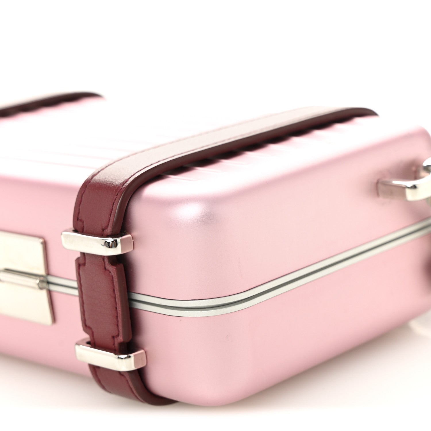 ディオール X RIMOWA アルミニウム パーソナル クラッチ オン ストラップ ローズ (代金引換)