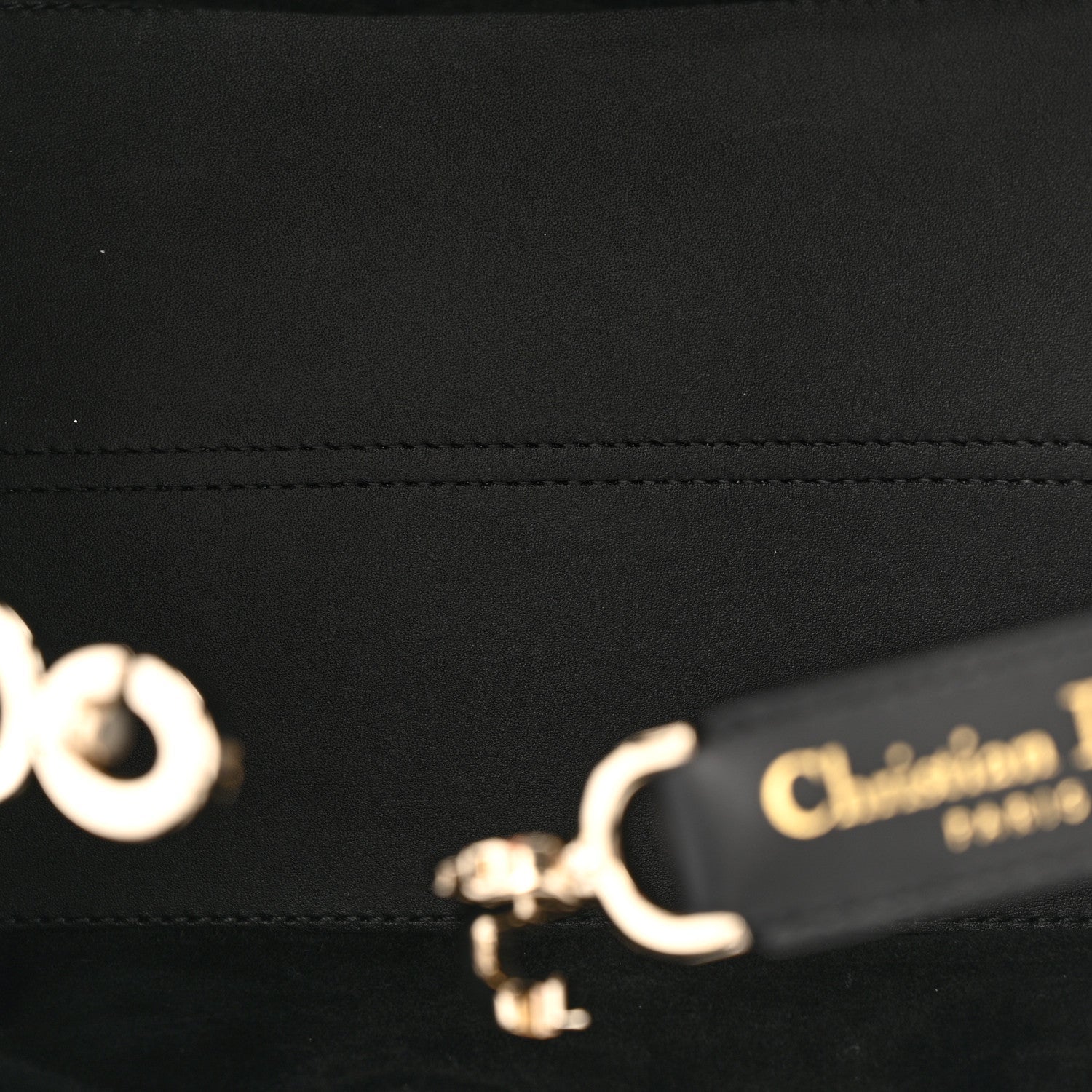 ディオール カーフスキン マクロカナージュ スモール トゥジュール ブラック (代金引換)
