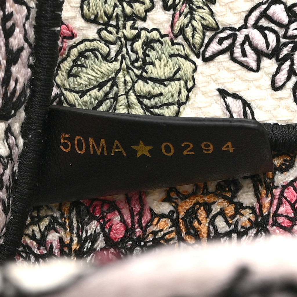 ディオール キャンバス 刺繍 ミディアム ブックトート ホワイト マルチカラー (代金引換)