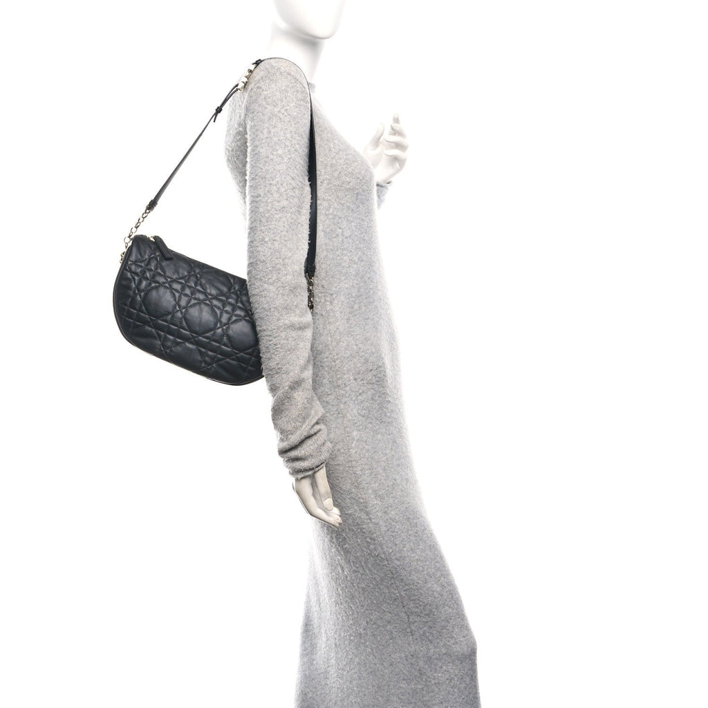 ディオール ラムスキン カナージュ ミディアム Dior Vibe ホーボーバッグ ブラック (代金引換)