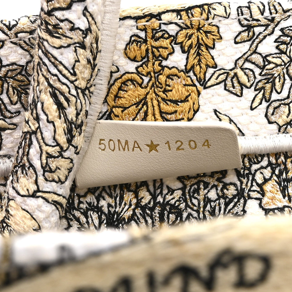 ディオール キャンバス 刺繍 ミディアム アラウンド ザ ワールド ブックトート ゴールド (代金引換)